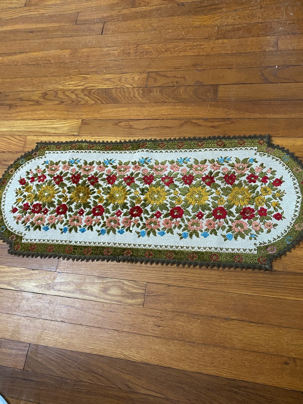 Group Muylle Green Embroidered Runner with Decorative Trim Belgium